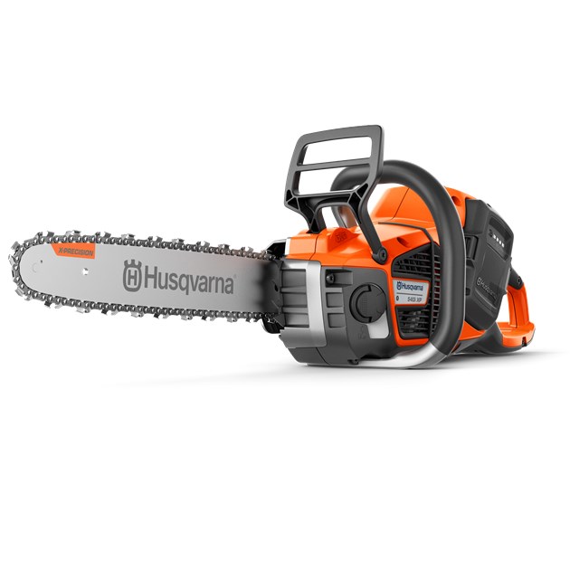 Potenti motoseghe a batteria Husqvarna