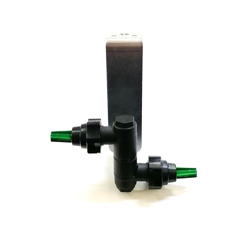Barra antiparassitari con iniettori a dispersione Hypro XT010